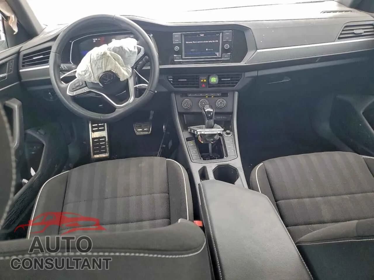 2024 VOLKSWAGEN JETTA Damaged VIN 3VWBM7BU1RM051536 – undercarriage 2024 VOLKSWAGEN JETTA Damaged VIN 3VWBM7BU1RM051536 – undercarriage