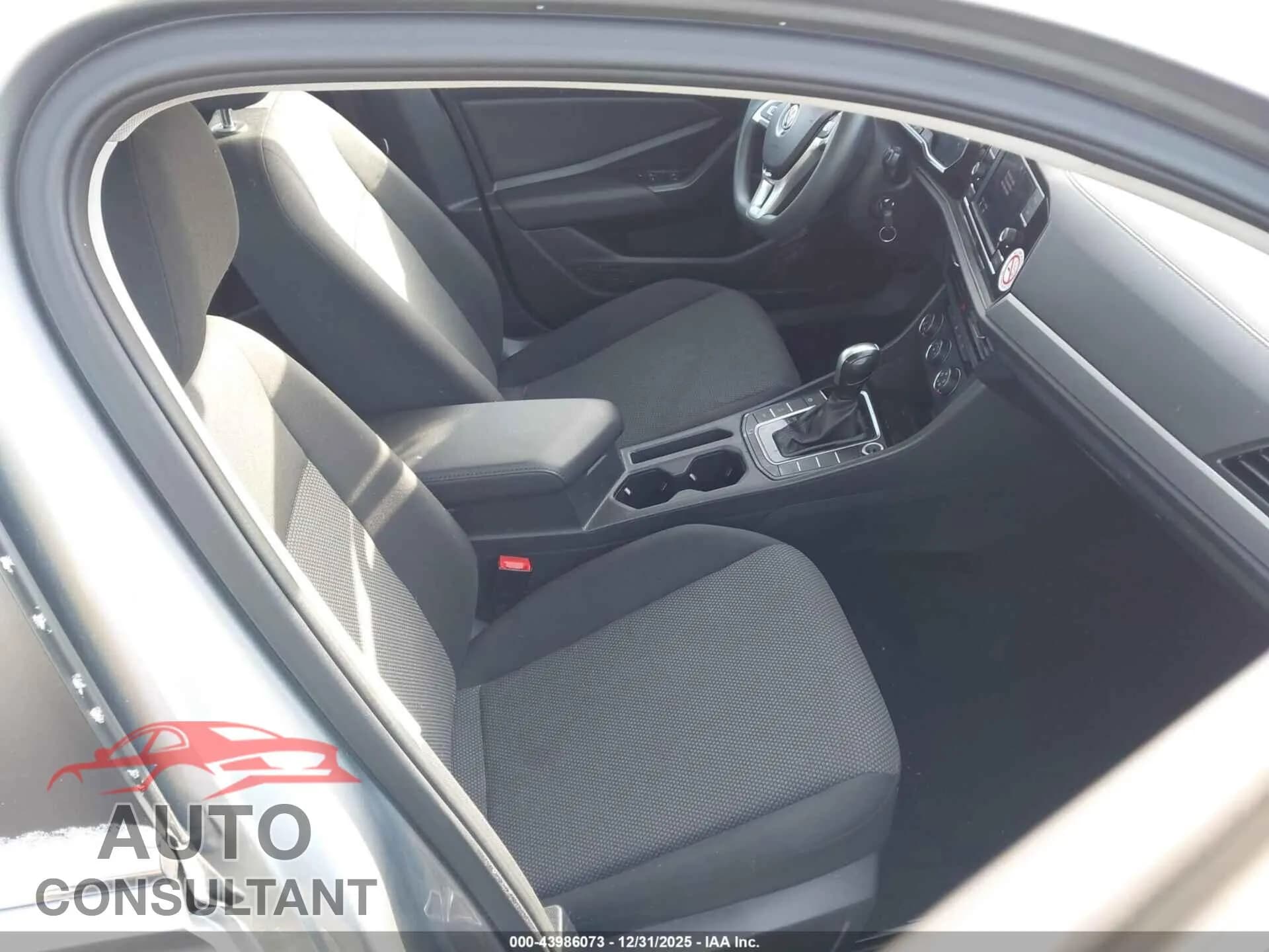 2021 VOLKSWAGEN JETTA Damaged VIN 3VWC57BU1MM048128 – interior seats 2021 VOLKSWAGEN JETTA Damaged VIN 3VWC57BU1MM048128 – interior seats