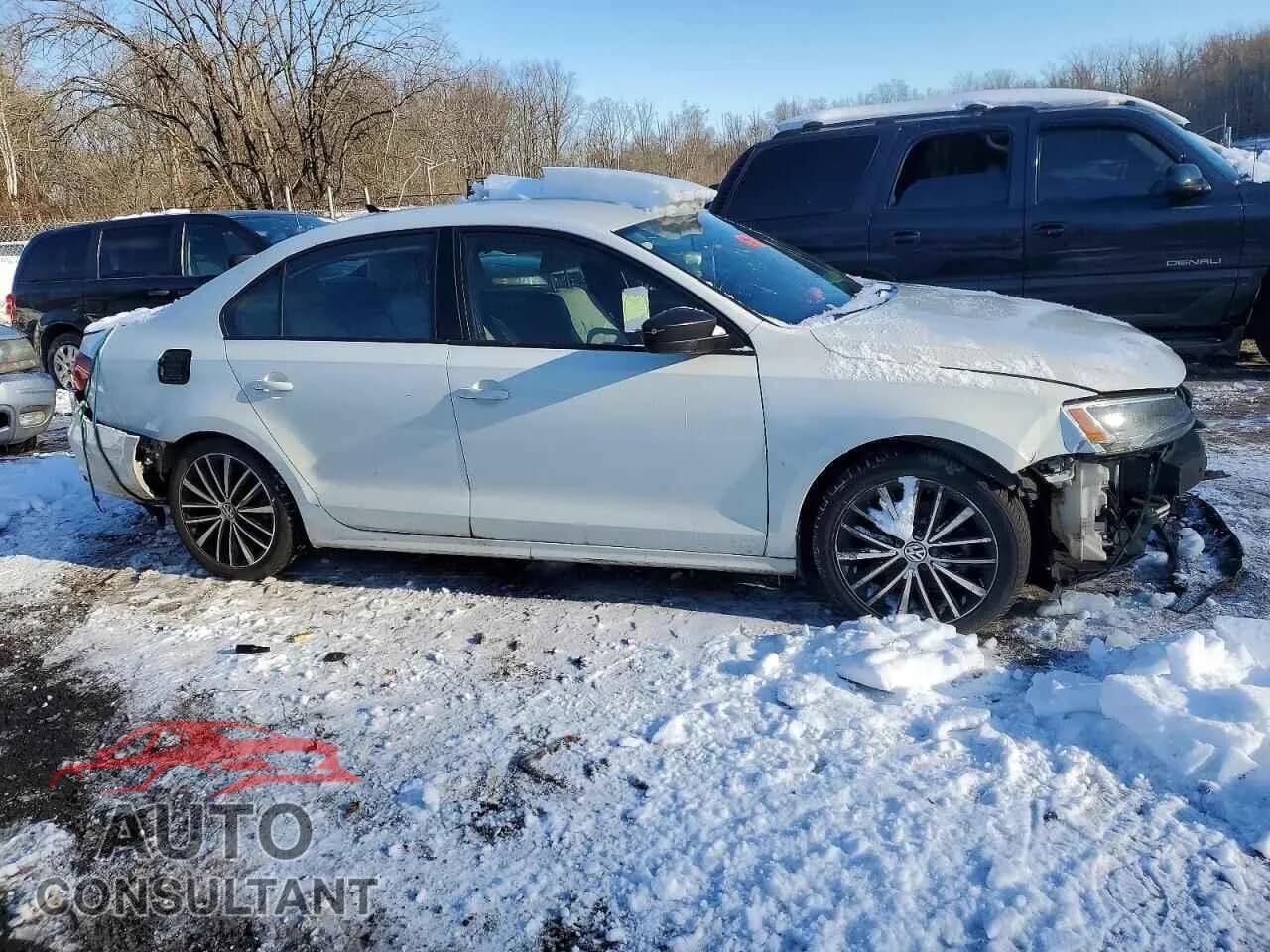 2016 VOLKSWAGEN JETTA Damaged VIN 3VWD17AJ0GM258750 – dashboard 2016 VOLKSWAGEN JETTA Damaged VIN 3VWD17AJ0GM258750 – dashboard