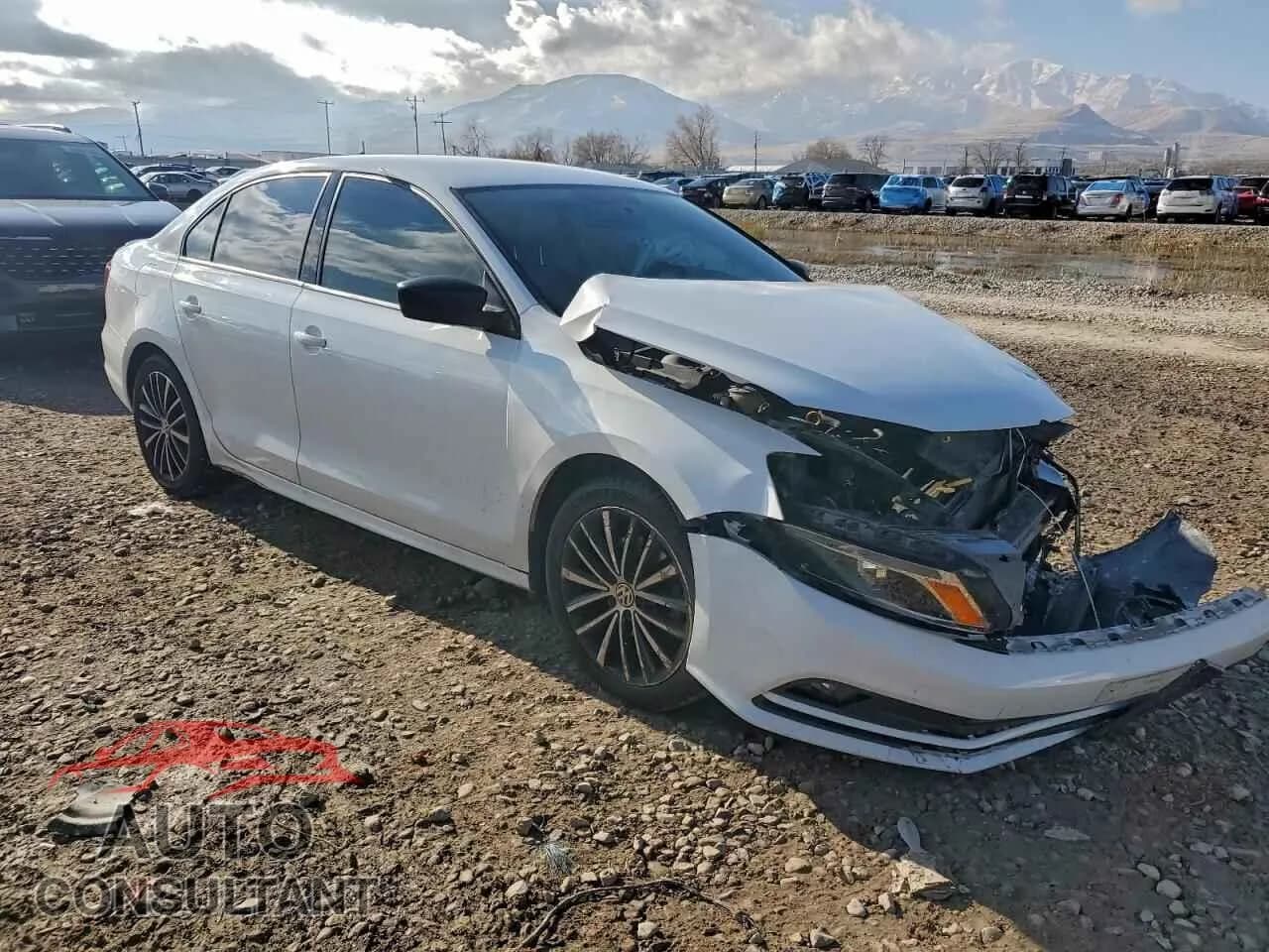 2016 VOLKSWAGEN JETTA Damaged VIN 3VWD17AJ1GM399097 – dashboard 2016 VOLKSWAGEN JETTA Damaged VIN 3VWD17AJ1GM399097 – dashboard