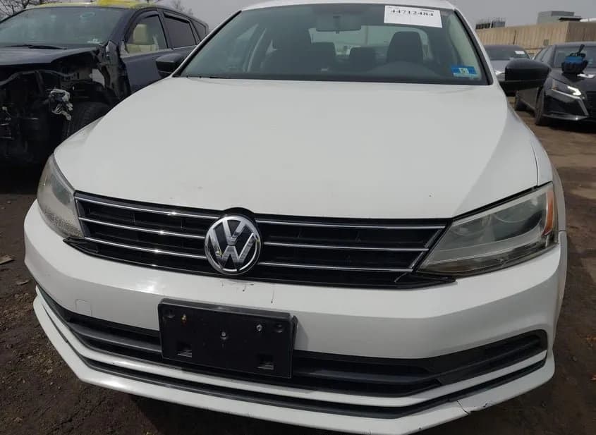 2015 VOLKSWAGEN Jetta Used VIN 3VWD17AJ8FM423457 – undercarriage 2015 VOLKSWAGEN Jetta Used VIN 3VWD17AJ8FM423457 – undercarriage