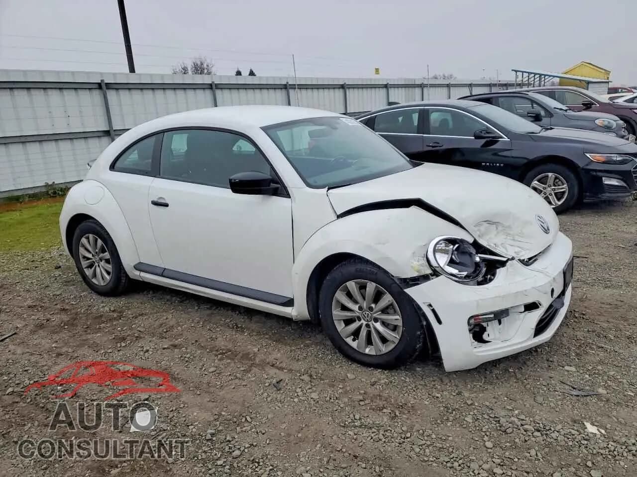 2017 VOLKSWAGEN BEETLE Damaged VIN 3VWF17ATXHM607392 – dashboard 2017 VOLKSWAGEN BEETLE Damaged VIN 3VWF17ATXHM607392 – dashboard