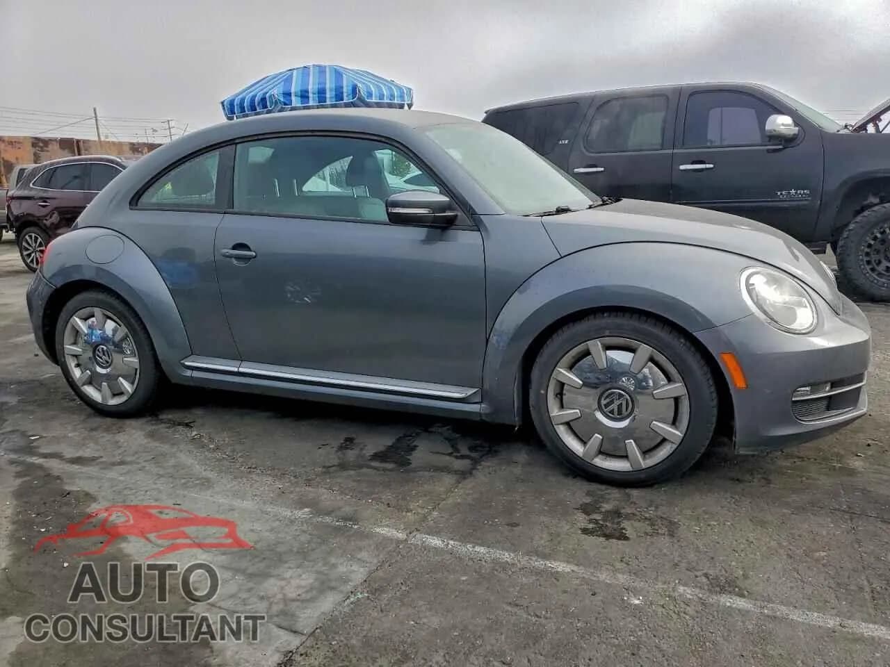 2012 VOLKSWAGEN BEETLE Damaged VIN 3VWJP7AT9CM651093 – dashboard 2012 VOLKSWAGEN BEETLE Damaged VIN 3VWJP7AT9CM651093 – dashboard