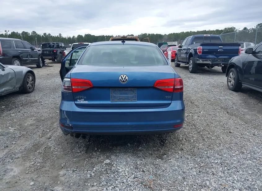 2015 VOLKSWAGEN Jetta Used VIN 3VWLA7AJ3FM210119 – photo 13 2015 VOLKSWAGEN Jetta Used VIN 3VWLA7AJ3FM210119 – photo 13