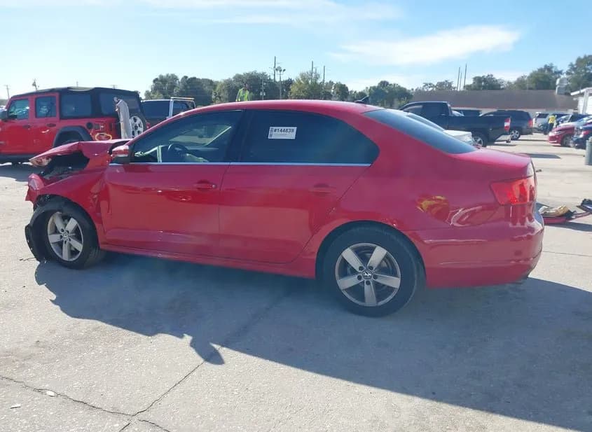 2014 VOLKSWAGEN Jetta Used VIN 3VWLL7AJ3EM316028 – photo 13 2014 VOLKSWAGEN Jetta Used VIN 3VWLL7AJ3EM316028 – photo 13