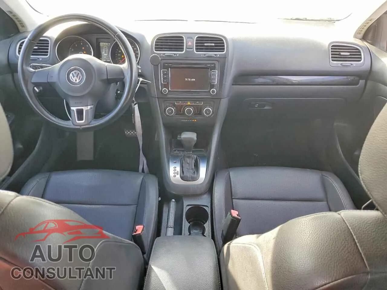 2010 VOLKSWAGEN JETTA Damaged VIN 3VWPZ7AJ6AM688294 – undercarriage 2010 VOLKSWAGEN JETTA Damaged VIN 3VWPZ7AJ6AM688294 – undercarriage