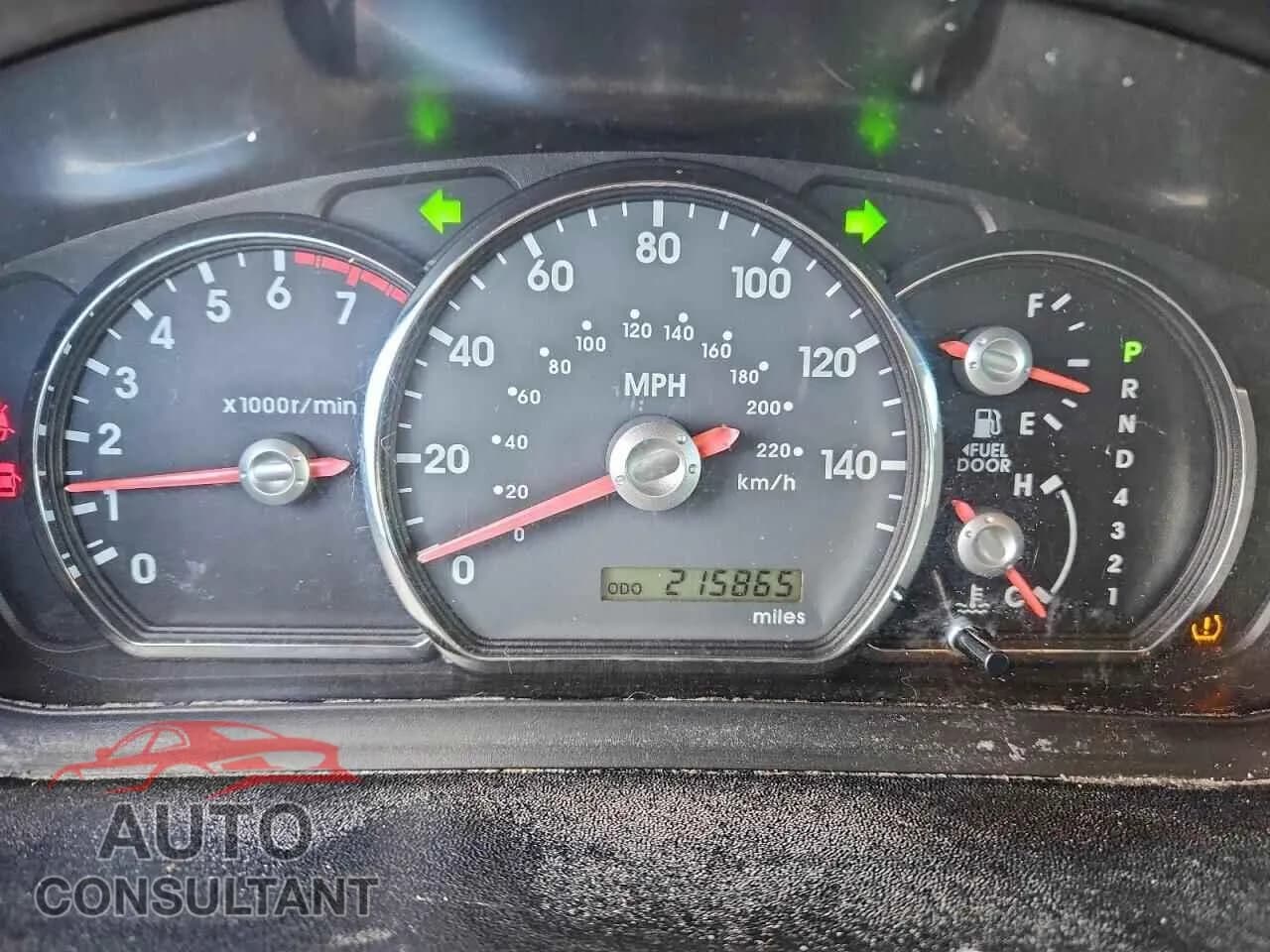 2011 MITSUBISHI ENDEAVOR Damaged VIN 4A4JN2AS5BE027632 – trunk area 2011 MITSUBISHI ENDEAVOR Damaged VIN 4A4JN2AS5BE027632 – trunk area