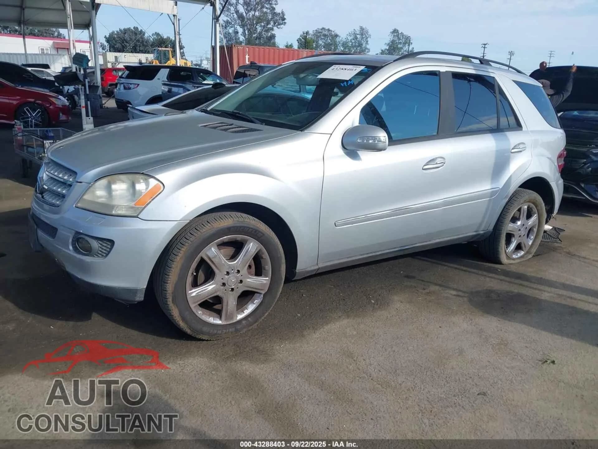 2006 MERCEDES-BENZ ML 500 Damaged VIN 4JGBB75E36A068260 – rear exterior 2006 MERCEDES-BENZ ML 500 Damaged VIN 4JGBB75E36A068260 – rear exterior