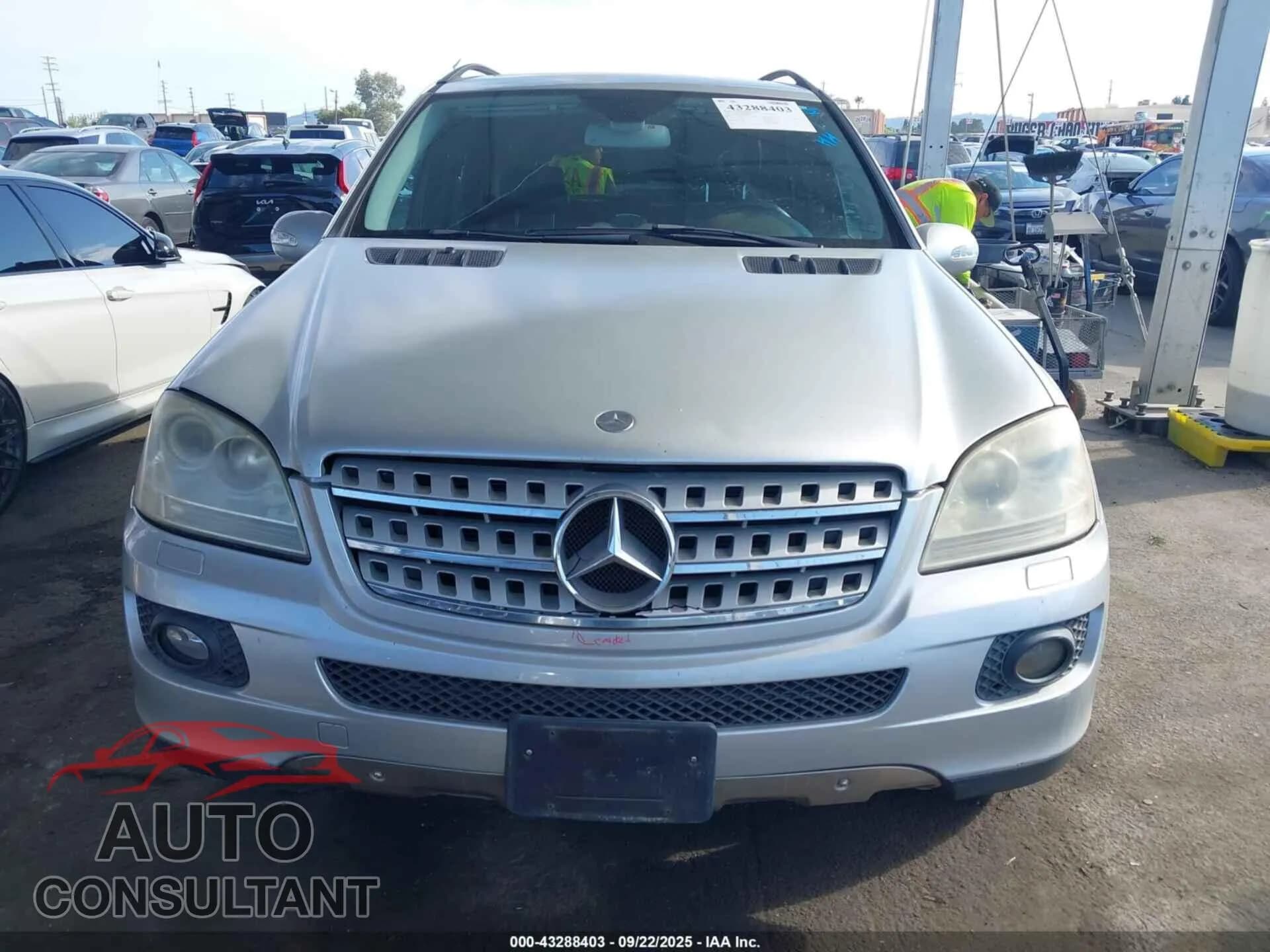 2006 MERCEDES-BENZ ML 500 Damaged VIN 4JGBB75E36A068260 – photo 12 2006 MERCEDES-BENZ ML 500 Damaged VIN 4JGBB75E36A068260 – photo 12