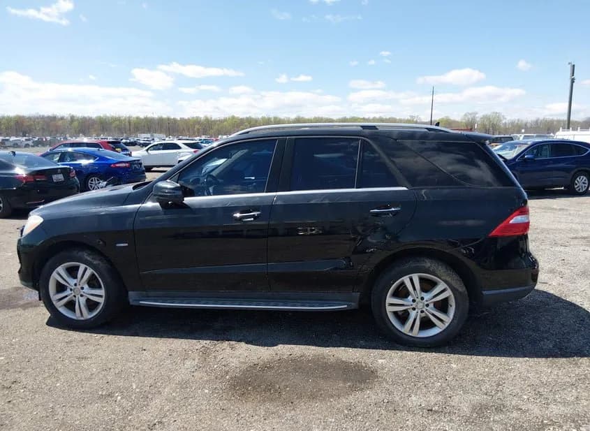 2012 MERCEDES-BENZ ML-Class Used VIN 4JGDA2EB8CA056377 – photo 12 2012 MERCEDES-BENZ ML-Class Used VIN 4JGDA2EB8CA056377 – photo 12