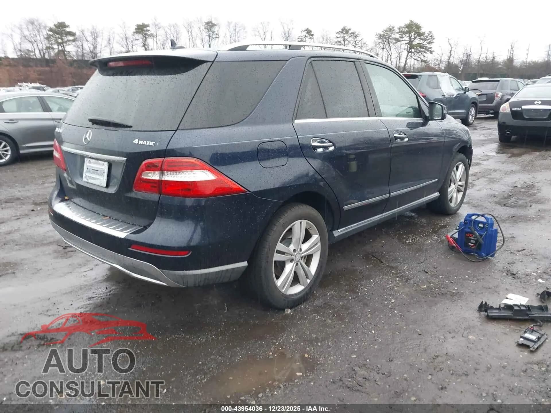 2013 MERCEDES-BENZ ML 350 Damaged VIN 4JGDA5HB6DA235418 – dashboard 2013 MERCEDES-BENZ ML 350 Damaged VIN 4JGDA5HB6DA235418 – dashboard