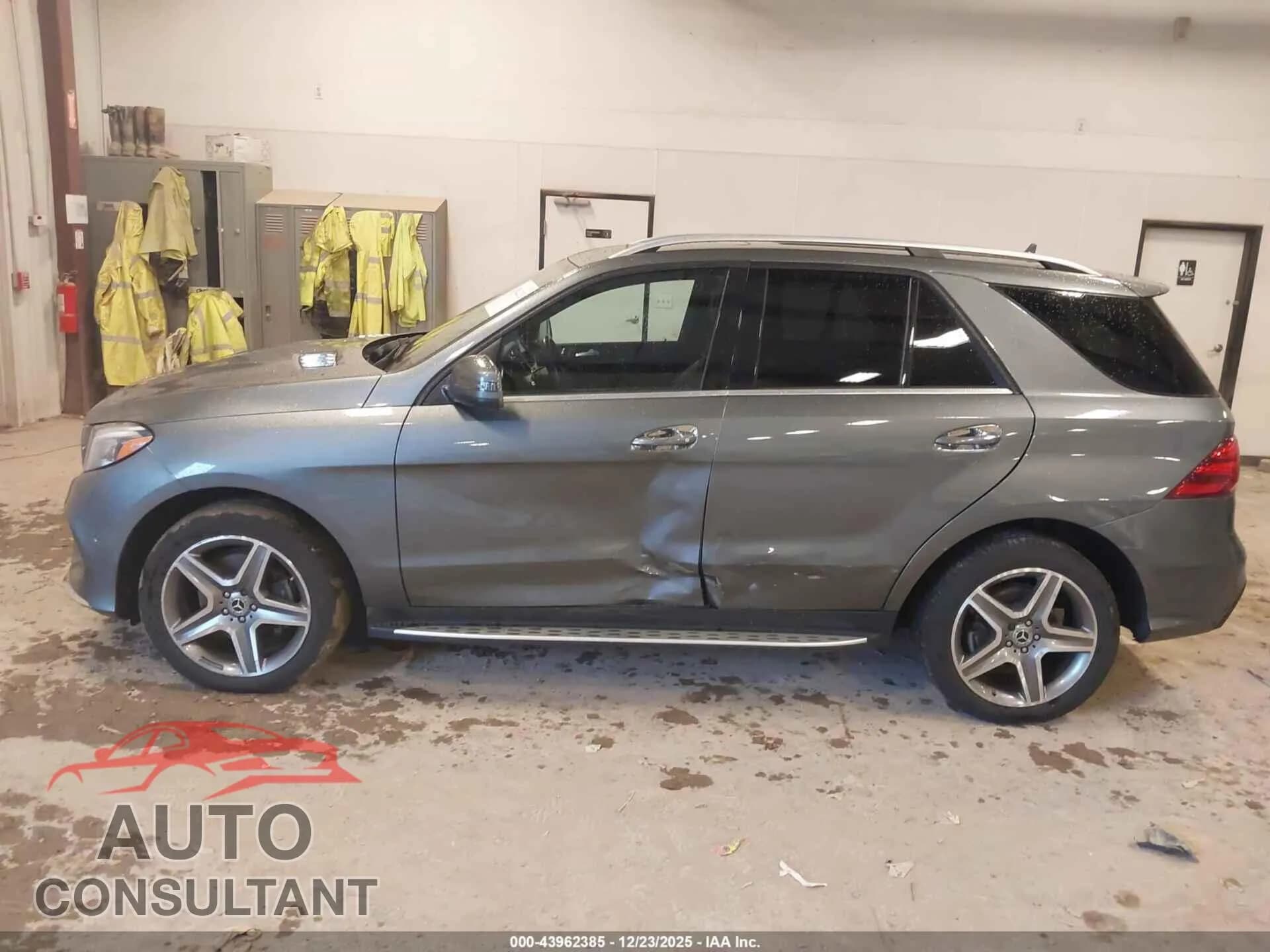 2017 MERCEDES-BENZ GLE 350 Damaged VIN 4JGDA5HB8HA965935 – photo 14 2017 MERCEDES-BENZ GLE 350 Damaged VIN 4JGDA5HB8HA965935 – photo 14
