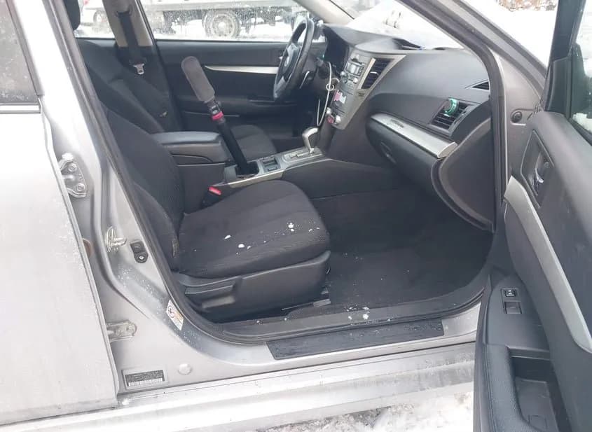 2010 SUBARU Legacy Used VIN 4S3BMBG64A3238923 – photo 12 2010 SUBARU Legacy Used VIN 4S3BMBG64A3238923 – photo 12