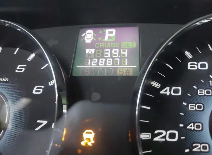 2010 SUBARU Legacy Used VIN 4S3BMBG64A3238923 – photo 15 2010 SUBARU Legacy Used VIN 4S3BMBG64A3238923 – photo 15