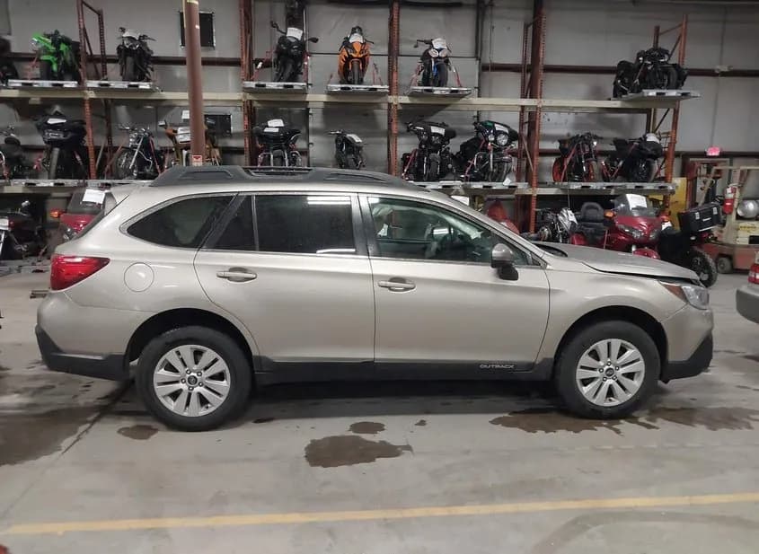 2019 SUBARU Outback Used VIN 4S4BSAHC9K3316761 – interior seats 2019 SUBARU Outback Used VIN 4S4BSAHC9K3316761 – interior seats