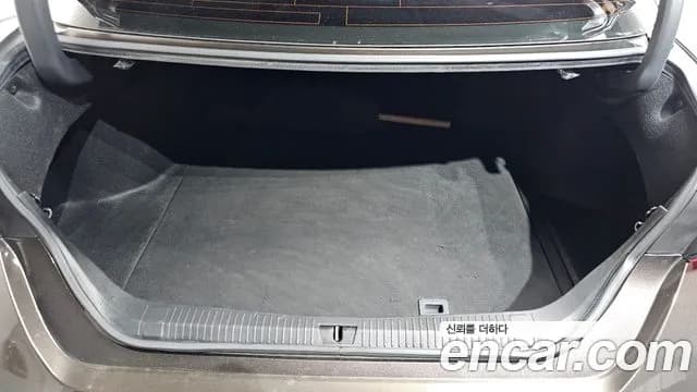 2019 Toyota Avalon 5th Gen 2.5 Hybrid Sold VIN 4T1B21FBXKU008504 – photo 22 2019 Toyota Avalon 5th Gen 2.5 Hybrid Sold VIN 4T1B21FBXKU008504 – photo 22