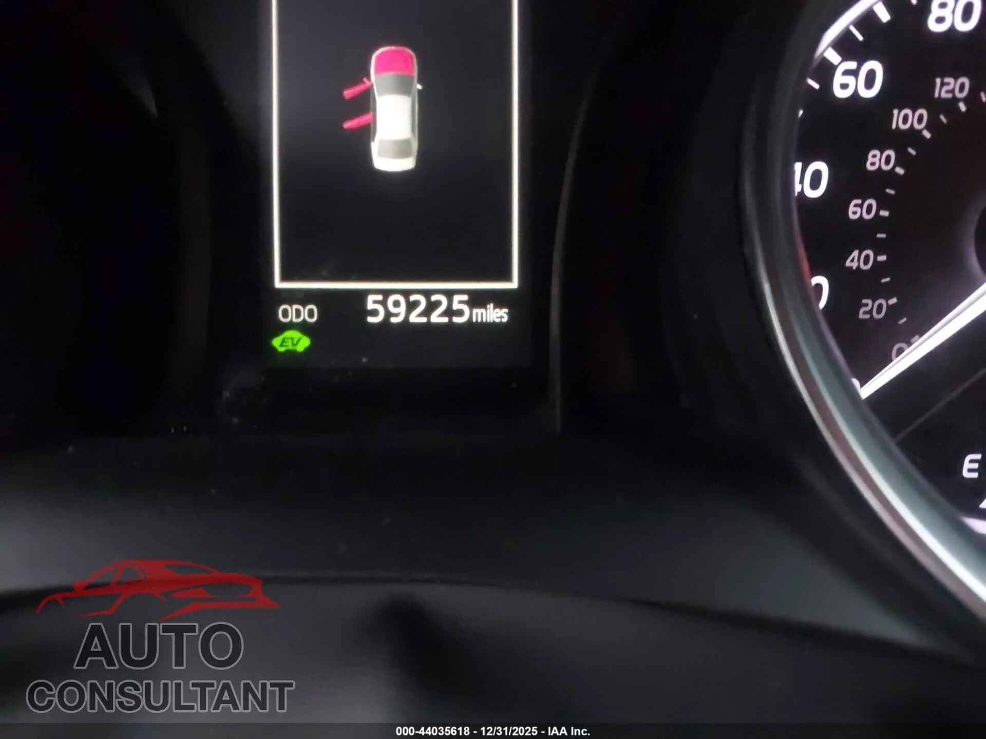 2018 TOYOTA CAMRY HYBRID Damaged VIN 4T1B21HK2JU003647 – photo 16 2018 TOYOTA CAMRY HYBRID Damaged VIN 4T1B21HK2JU003647 – photo 16