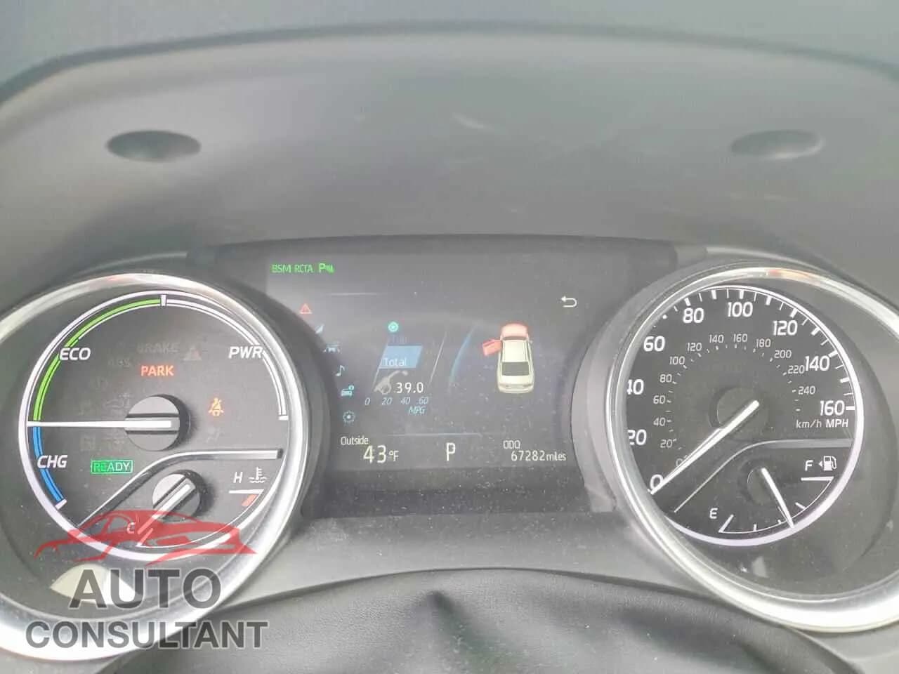 2018 TOYOTA CAMRY Damaged VIN 4T1B21HKXJU503037 – trunk area 2018 TOYOTA CAMRY Damaged VIN 4T1B21HKXJU503037 – trunk area