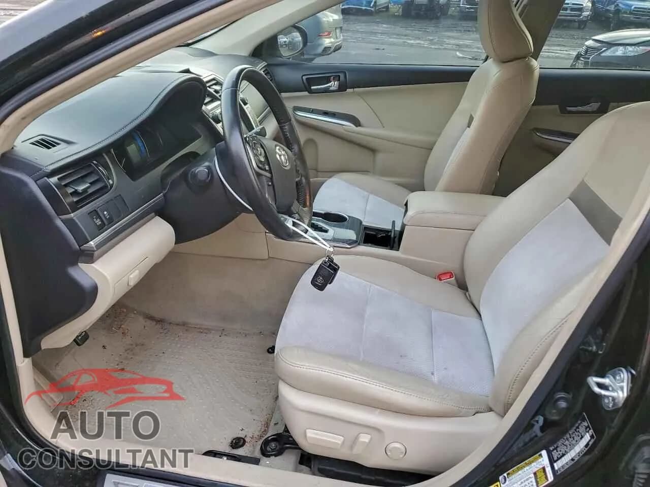 2012 TOYOTA CAMRY Damaged VIN 4T1BD1FK0CU038946 – exterior detail 2012 TOYOTA CAMRY Damaged VIN 4T1BD1FK0CU038946 – exterior detail