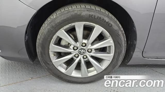 2017 Toyota New Camry Hybrid LE Sold VIN 4T1BD1FK9HU227943 – interior seats 2017 Toyota New Camry Hybrid LE Sold VIN 4T1BD1FK9HU227943 – interior seats