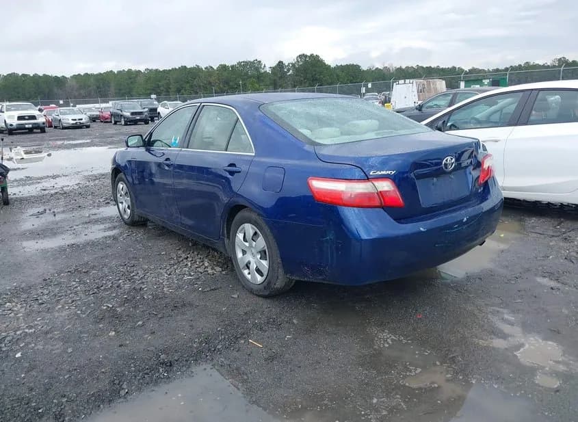 2007 TOYOTA Camry Used VIN 4T1BE46K37U090043 – rear exterior 2007 TOYOTA Camry Used VIN 4T1BE46K37U090043 – rear exterior