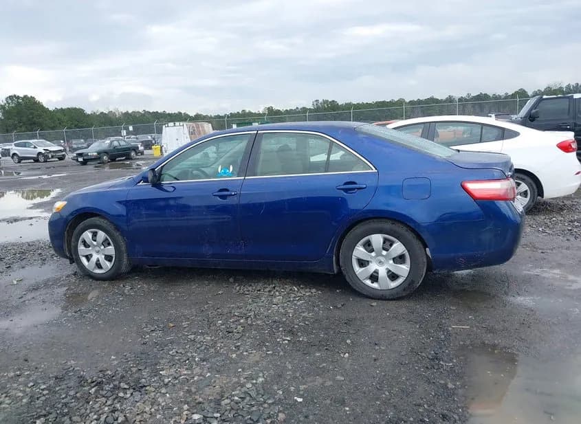 2007 TOYOTA Camry Used VIN 4T1BE46K37U090043 – interior seats 2007 TOYOTA Camry Used VIN 4T1BE46K37U090043 – interior seats