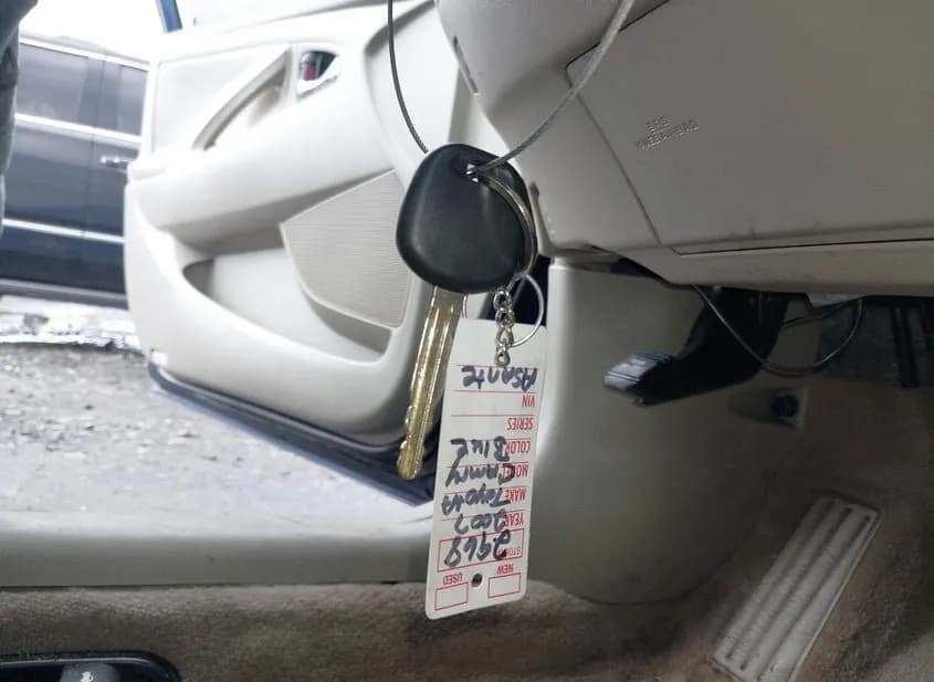 2007 TOYOTA Camry Used VIN 4T1BE46K37U090043 – photo 12 2007 TOYOTA Camry Used VIN 4T1BE46K37U090043 – photo 12