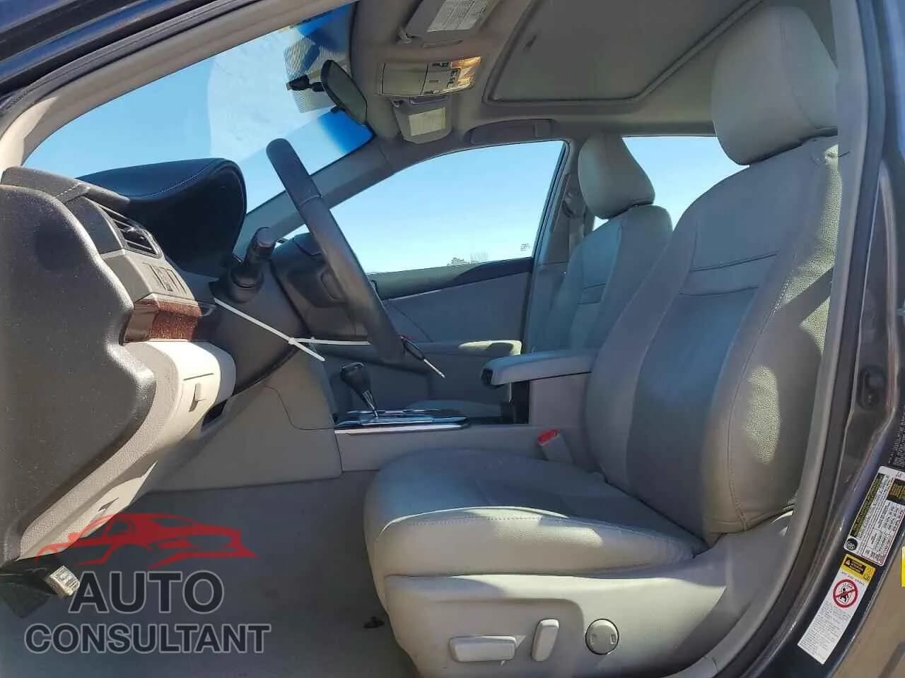 2012 TOYOTA CAMRY Damaged VIN 4T1BF1FK0CU060942 – exterior detail 2012 TOYOTA CAMRY Damaged VIN 4T1BF1FK0CU060942 – exterior detail