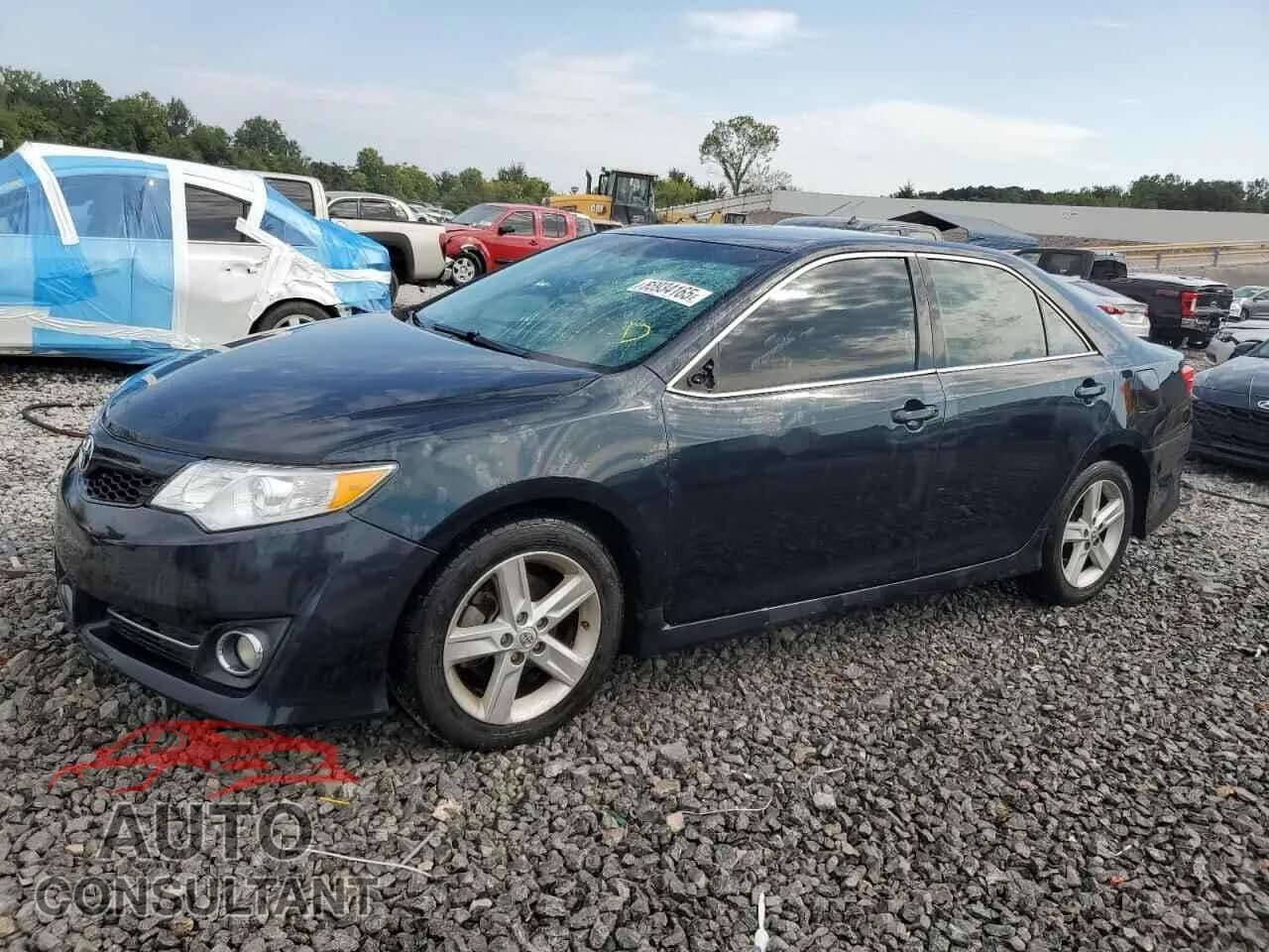2013 TOYOTA CAMRY Damaged VIN 4T1BF1FK0DU706496 – front exterior 2013 TOYOTA CAMRY Damaged VIN 4T1BF1FK0DU706496 – front exterior