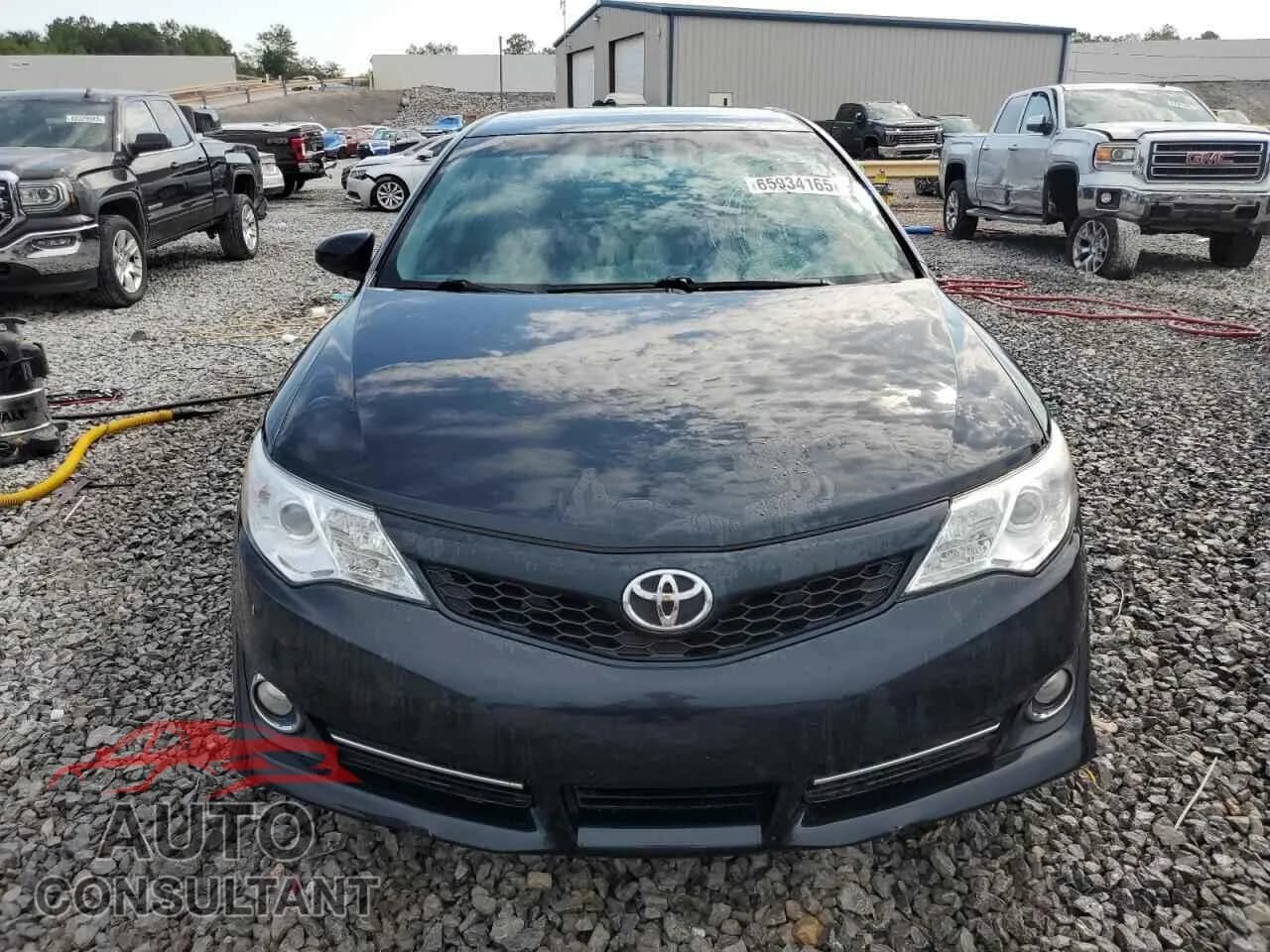 2013 TOYOTA CAMRY Damaged VIN 4T1BF1FK0DU706496 – interior seats 2013 TOYOTA CAMRY Damaged VIN 4T1BF1FK0DU706496 – interior seats