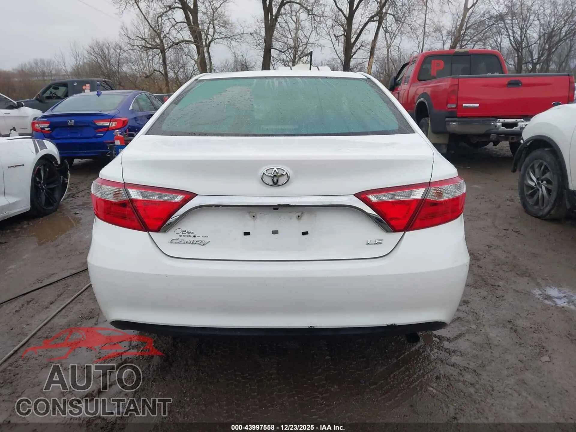 2017 TOYOTA CAMRY Damaged VIN 4T1BF1FK1HU670968 – photo 16 2017 TOYOTA CAMRY Damaged VIN 4T1BF1FK1HU670968 – photo 16