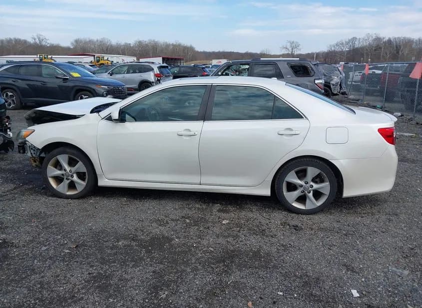 2012 TOYOTA Camry Used VIN 4T1BF1FK5CU624312 – interior seats 2012 TOYOTA Camry Used VIN 4T1BF1FK5CU624312 – interior seats