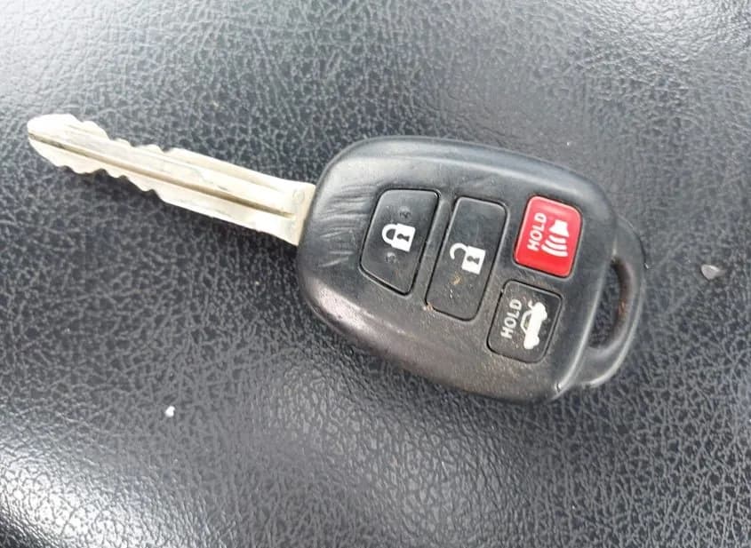 2012 TOYOTA Camry Used VIN 4T1BF1FK5CU624312 – undercarriage 2012 TOYOTA Camry Used VIN 4T1BF1FK5CU624312 – undercarriage