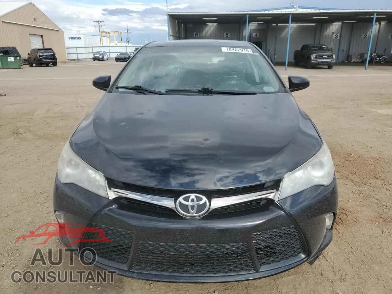2017 TOYOTA CAMRY Damaged VIN 4T1BF1FK5HU764836 – interior seats 2017 TOYOTA CAMRY Damaged VIN 4T1BF1FK5HU764836 – interior seats