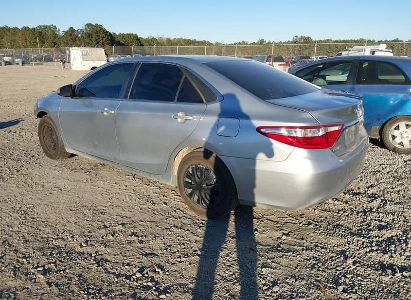 2015 TOYOTA Camry Used VIN 4T1BF1FK7FU013864 – photo 12 2015 TOYOTA Camry Used VIN 4T1BF1FK7FU013864 – photo 12