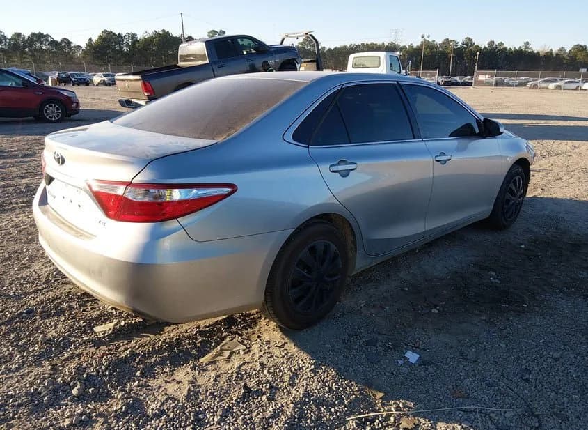 2015 TOYOTA Camry Used VIN 4T1BF1FK7FU013864 – photo 14 2015 TOYOTA Camry Used VIN 4T1BF1FK7FU013864 – photo 14