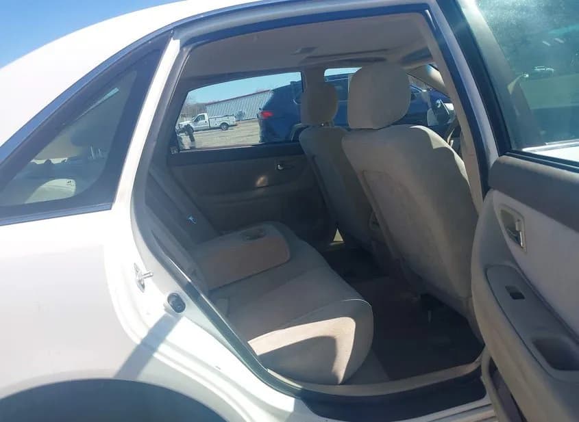 2000 TOYOTA Avalon Used VIN 4T1BF28B2YU002423 – photo 15 2000 TOYOTA Avalon Used VIN 4T1BF28B2YU002423 – photo 15