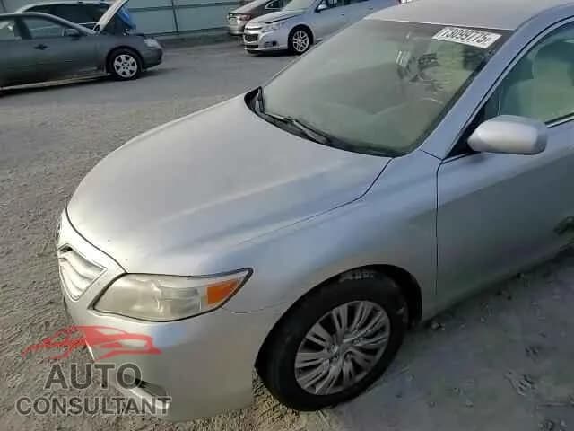2011 TOYOTA CAMRY Damaged VIN 4T1BF3EK3BU208285 – photo 14 2011 TOYOTA CAMRY Damaged VIN 4T1BF3EK3BU208285 – photo 14