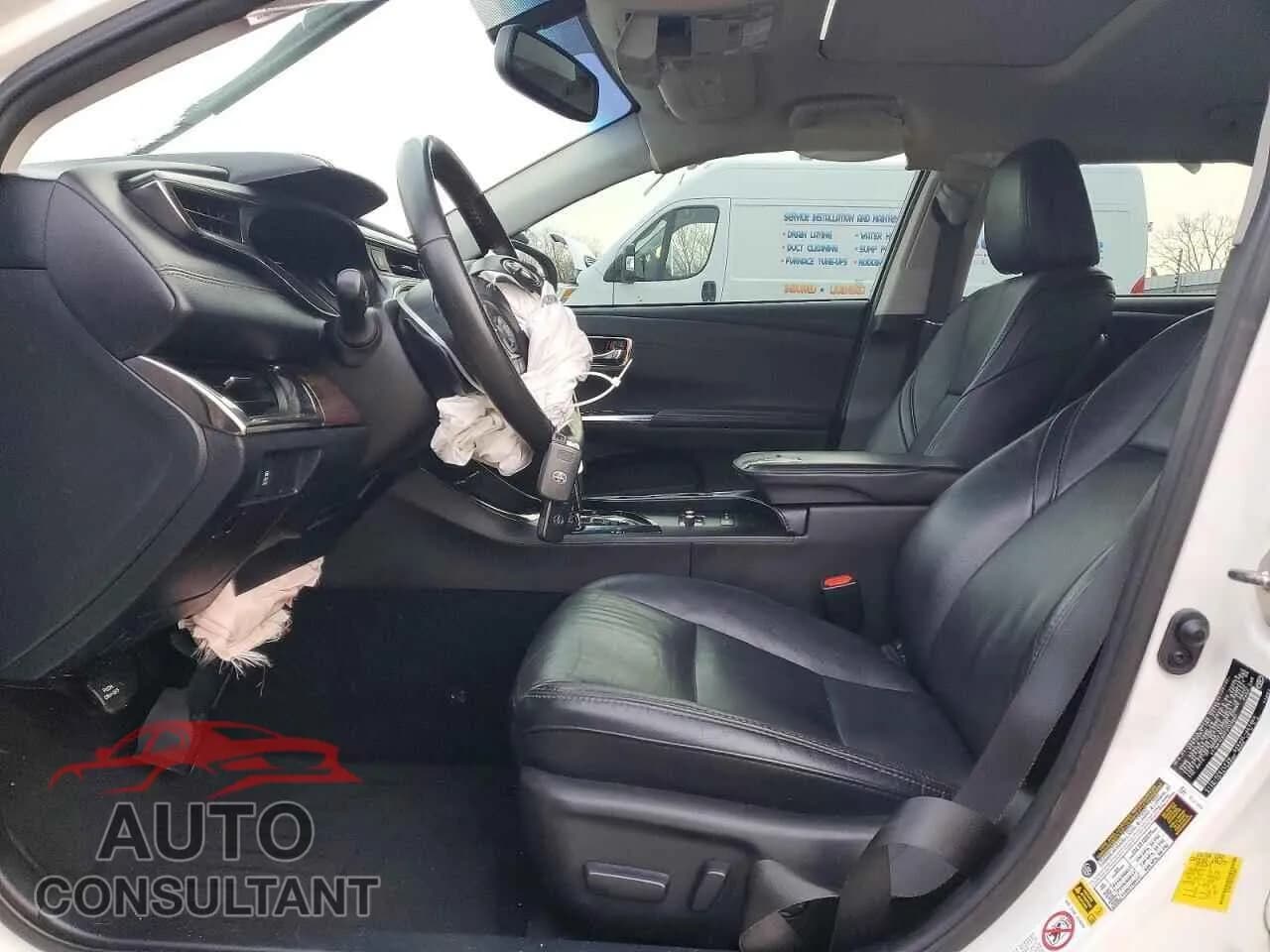 2015 TOYOTA AVALON Damaged VIN 4T1BK1EB2FU153897 – exterior detail 2015 TOYOTA AVALON Damaged VIN 4T1BK1EB2FU153897 – exterior detail