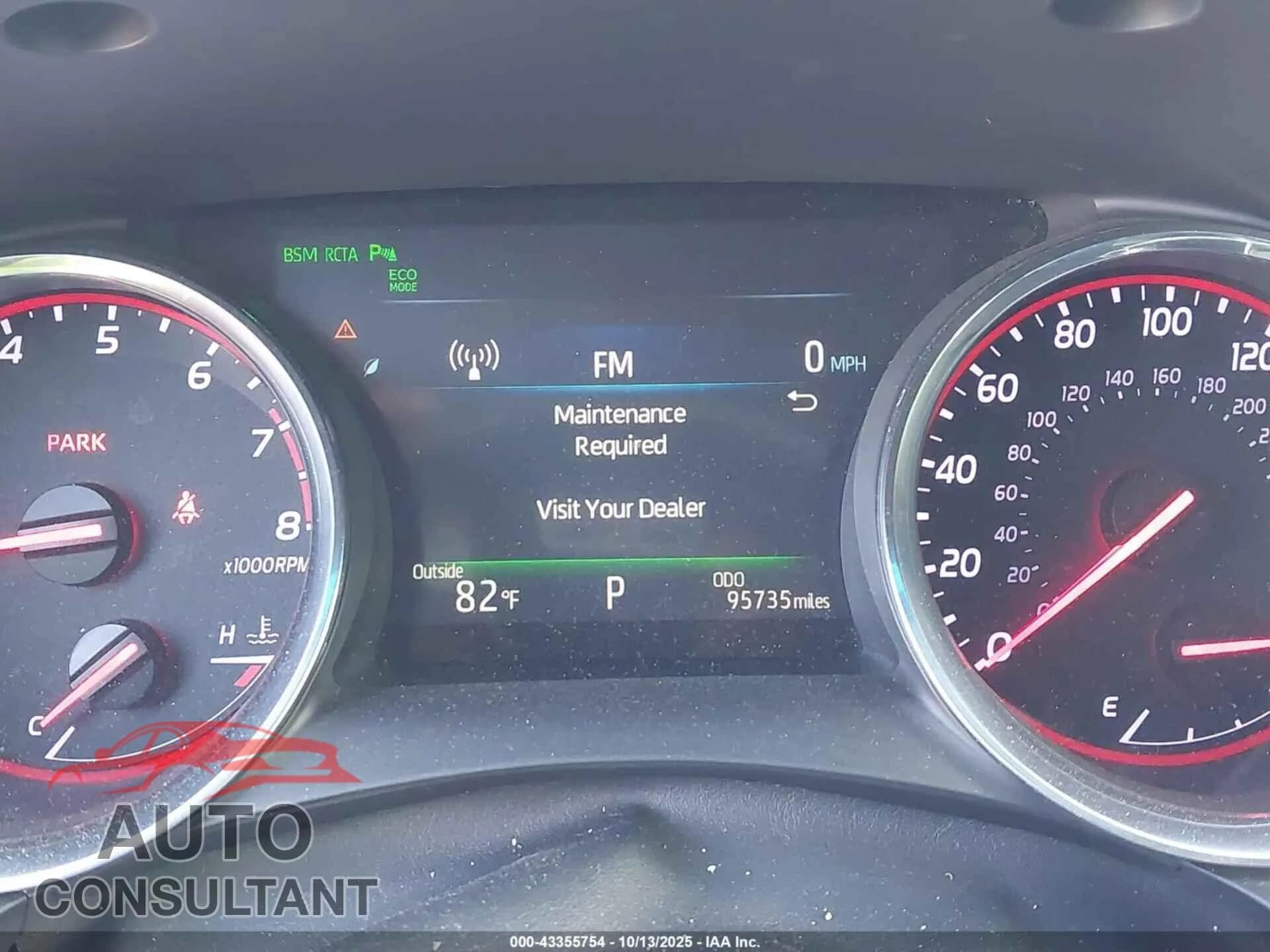 2018 TOYOTA CAMRY Damaged VIN 4T1BZ1HK6JU019569 – exterior detail 2018 TOYOTA CAMRY Damaged VIN 4T1BZ1HK6JU019569 – exterior detail