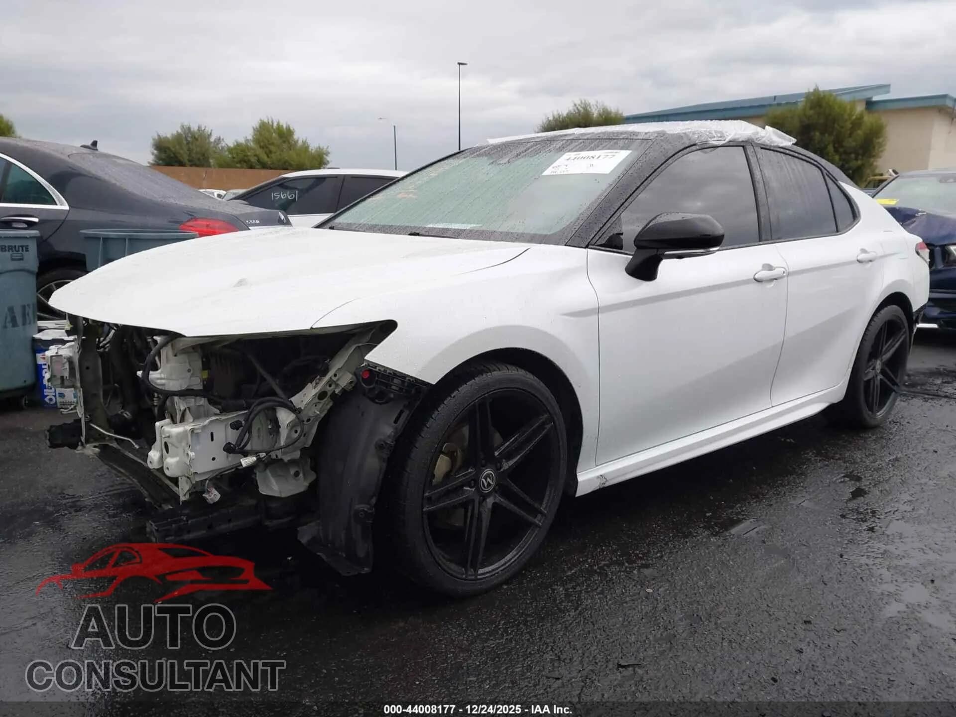 2018 TOYOTA CAMRY Damaged VIN 4T1BZ1HK9JU018612 – rear exterior 2018 TOYOTA CAMRY Damaged VIN 4T1BZ1HK9JU018612 – rear exterior