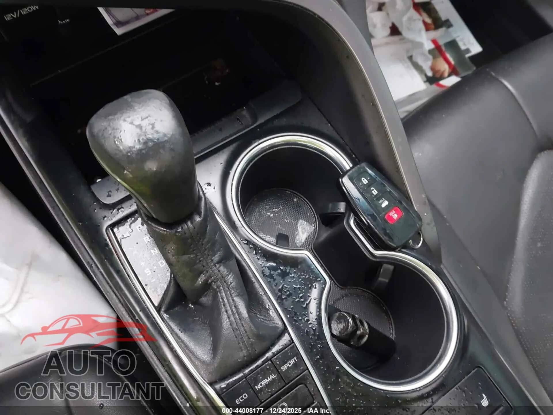 2018 TOYOTA CAMRY Damaged VIN 4T1BZ1HK9JU018612 – photo 11 2018 TOYOTA CAMRY Damaged VIN 4T1BZ1HK9JU018612 – photo 11