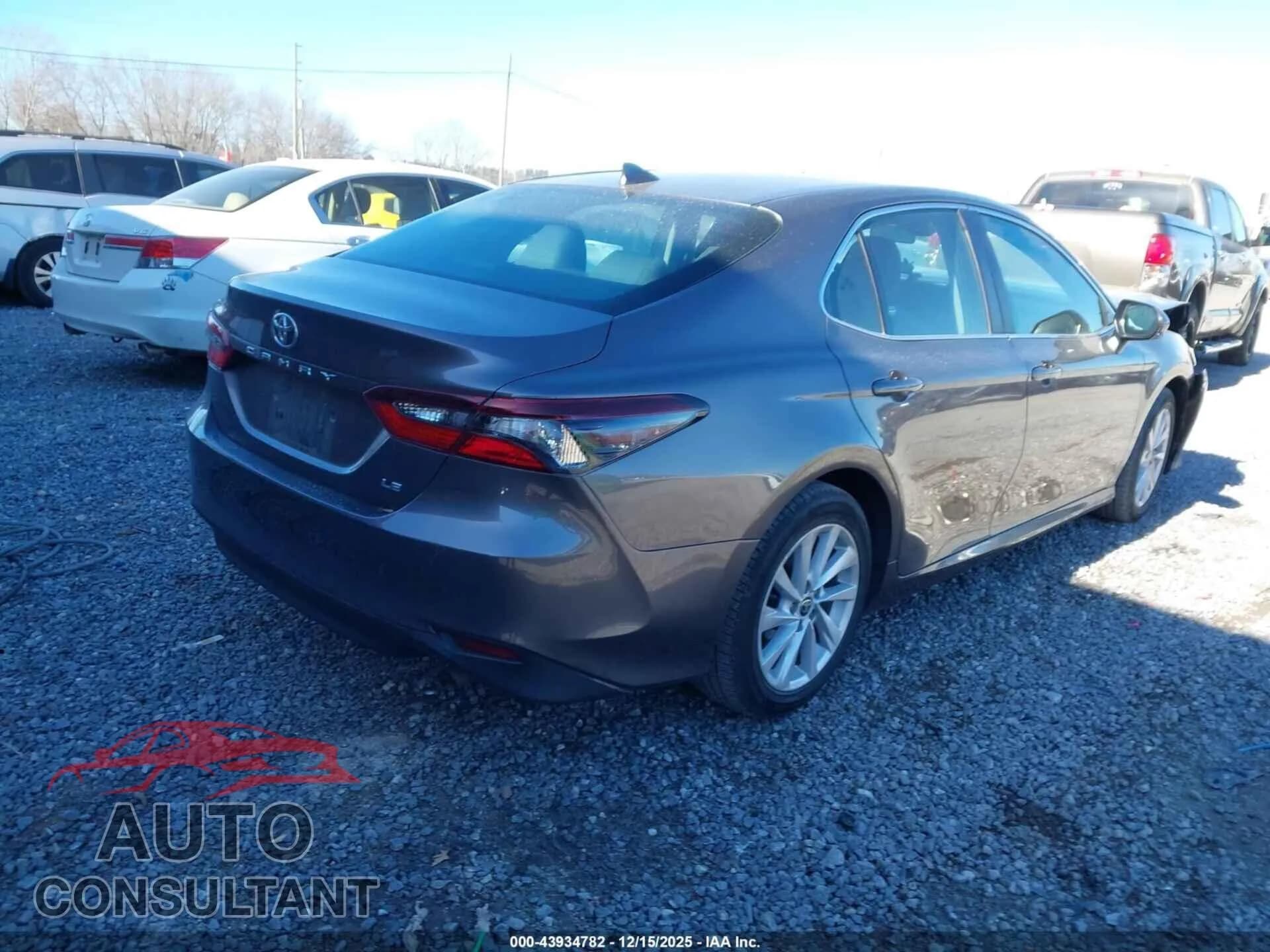 2022 TOYOTA CAMRY Damaged VIN 4T1C11AK2NU674453 – dashboard 2022 TOYOTA CAMRY Damaged VIN 4T1C11AK2NU674453 – dashboard