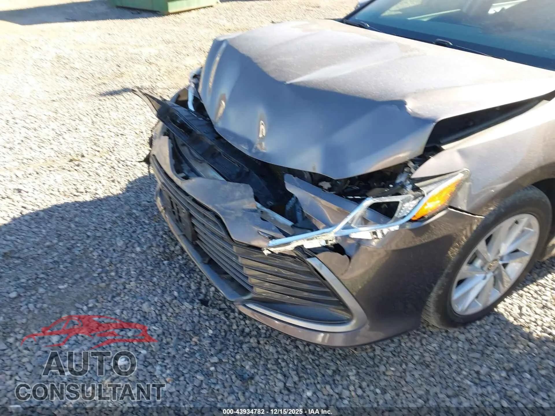 2022 TOYOTA CAMRY Damaged VIN 4T1C11AK2NU674453 – engine bay 2022 TOYOTA CAMRY Damaged VIN 4T1C11AK2NU674453 – engine bay