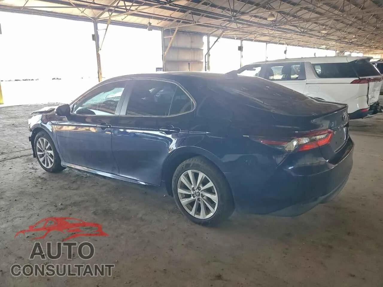 2022 TOYOTA CAMRY Damaged VIN 4T1C11AK6NU632335 – rear exterior 2022 TOYOTA CAMRY Damaged VIN 4T1C11AK6NU632335 – rear exterior