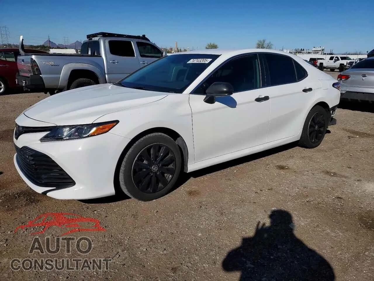 2020 TOYOTA CAMRY Damaged VIN 4T1C11AKXLU983455 – front exterior 2020 TOYOTA CAMRY Damaged VIN 4T1C11AKXLU983455 – front exterior