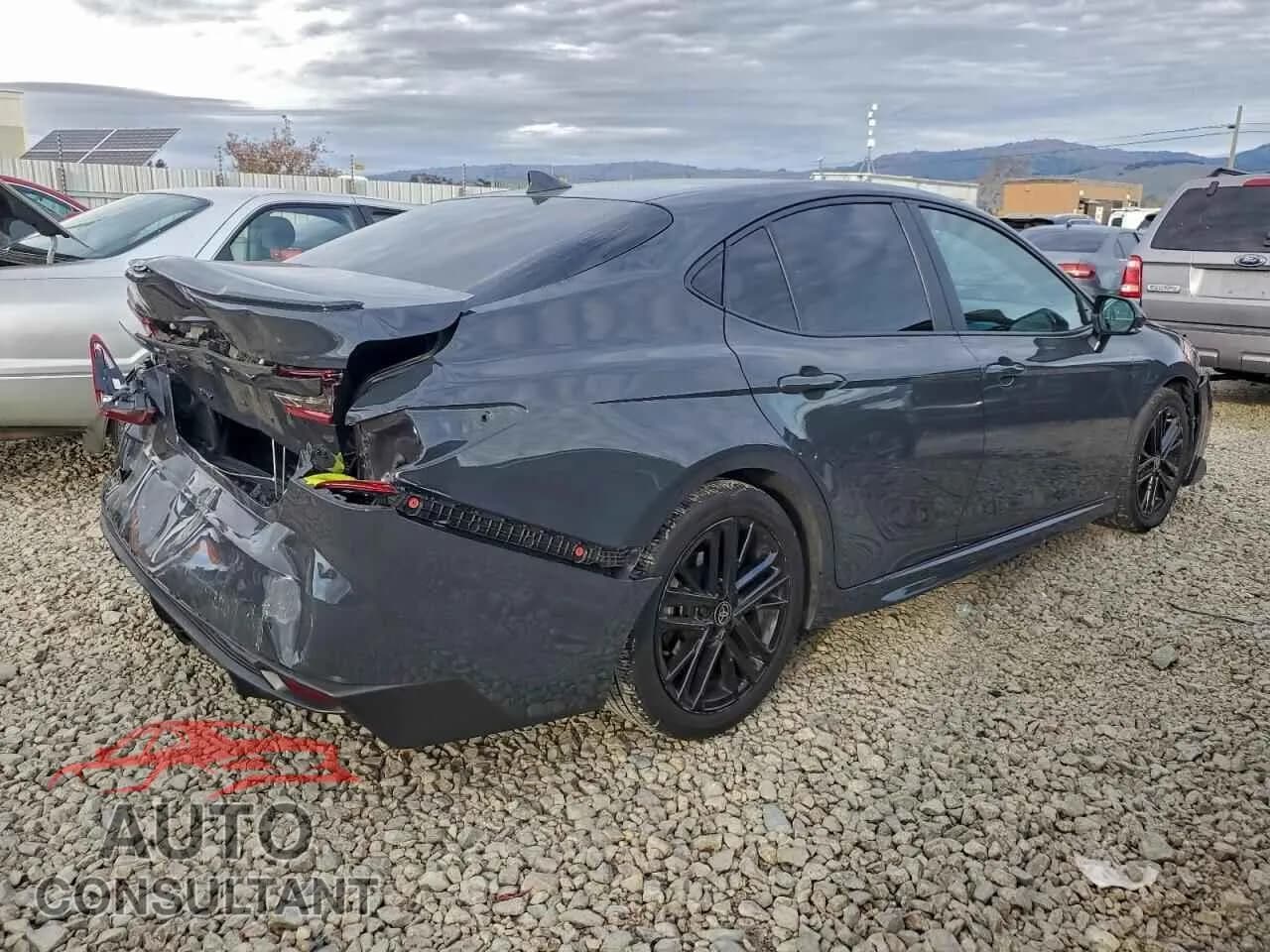2025 TOYOTA CAMRY Damaged VIN 4T1DAACK3SU110260 – side profile 2025 TOYOTA CAMRY Damaged VIN 4T1DAACK3SU110260 – side profile