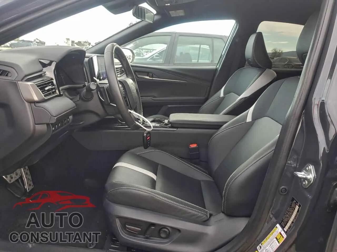 2025 TOYOTA CAMRY Damaged VIN 4T1DAACK3SU110260 – exterior detail 2025 TOYOTA CAMRY Damaged VIN 4T1DAACK3SU110260 – exterior detail