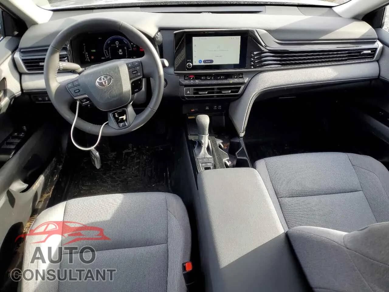 2025 TOYOTA CAMRY Damaged VIN 4T1DAACK3SU632032 – undercarriage 2025 TOYOTA CAMRY Damaged VIN 4T1DAACK3SU632032 – undercarriage