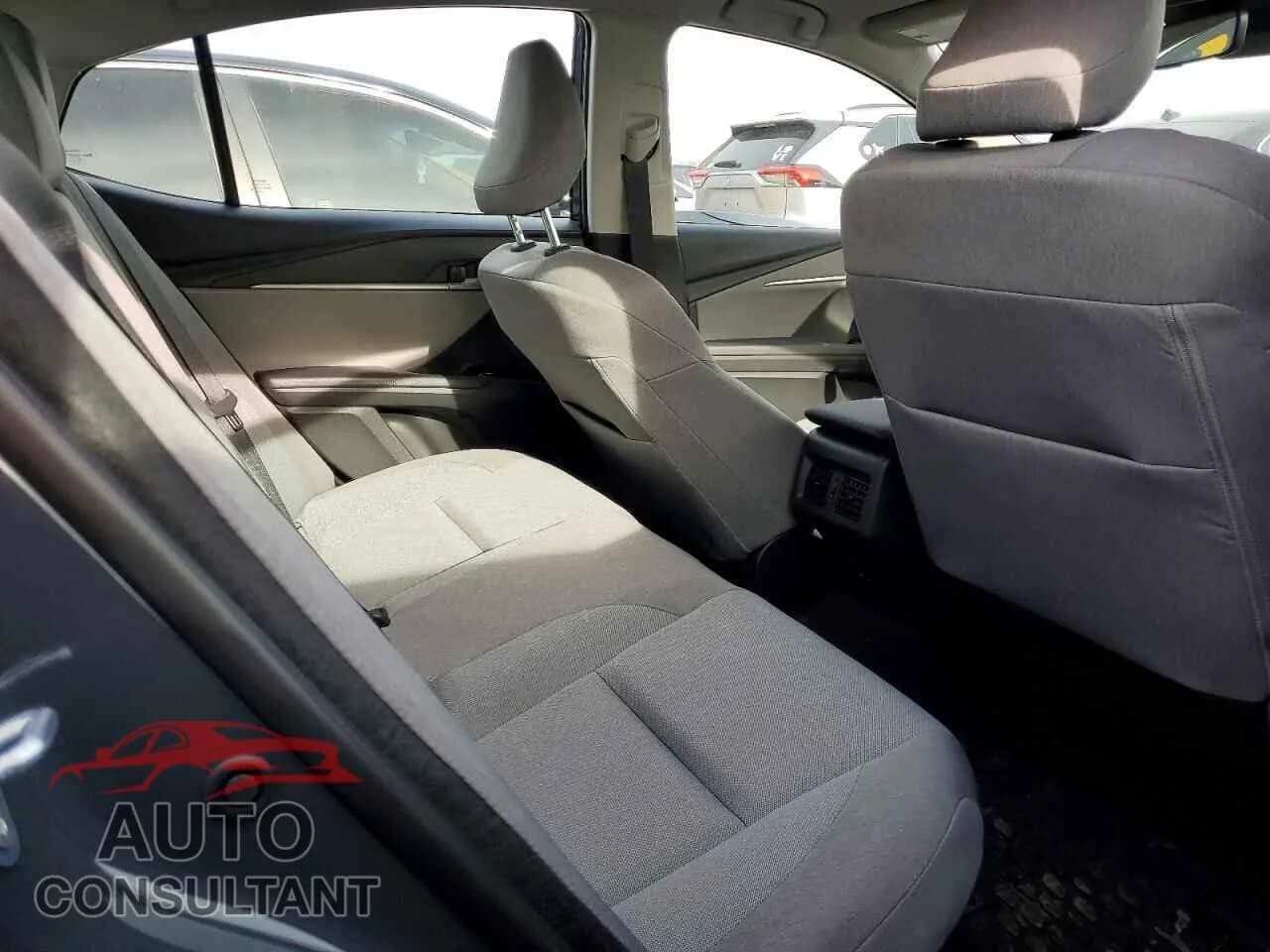 2025 TOYOTA CAMRY Damaged VIN 4T1DAACK3SU632032 – odometer reading 2025 TOYOTA CAMRY Damaged VIN 4T1DAACK3SU632032 – odometer reading